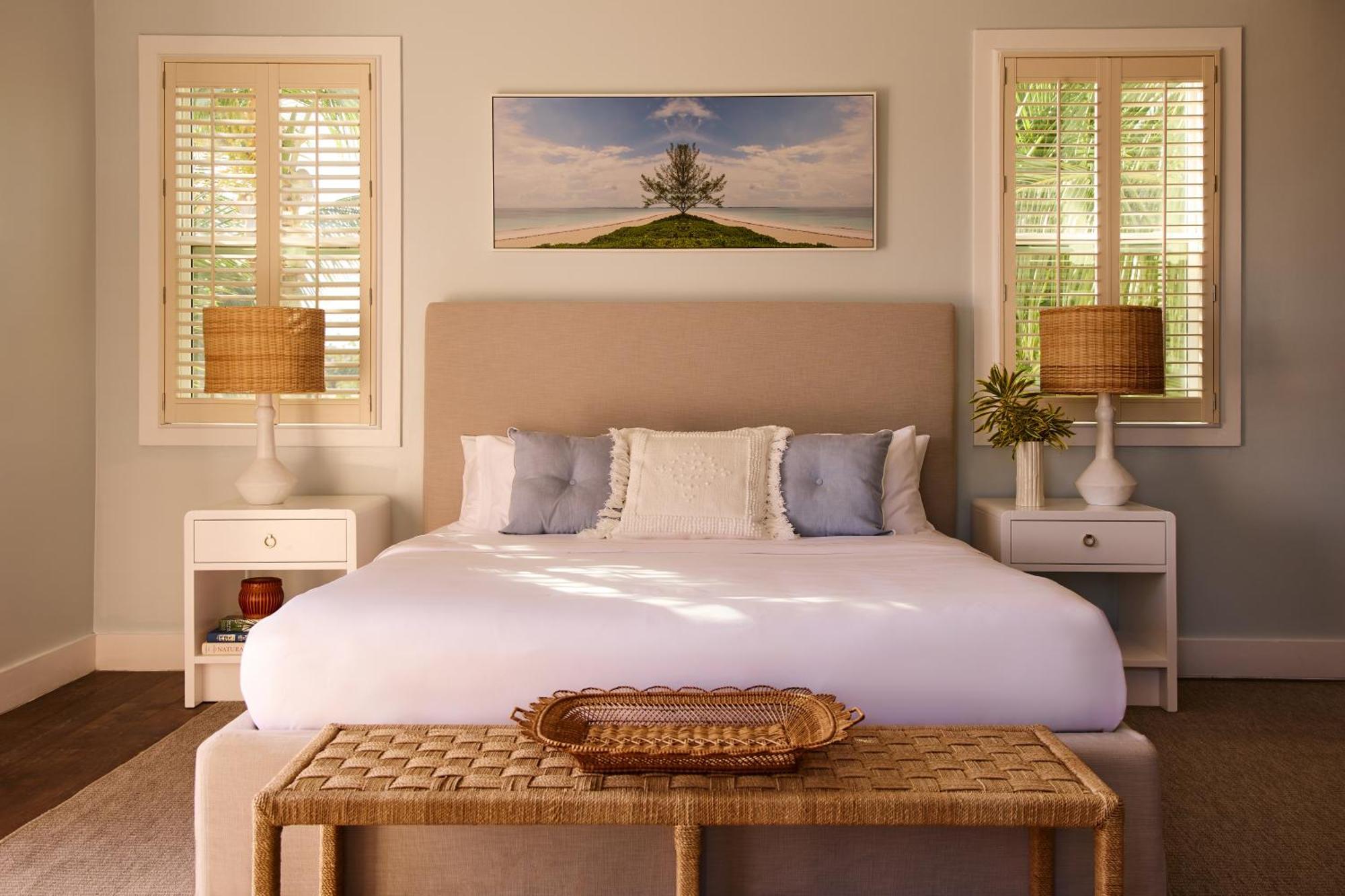 Coral Sands Inn & Cottages Dunmore Town Extérieur photo
